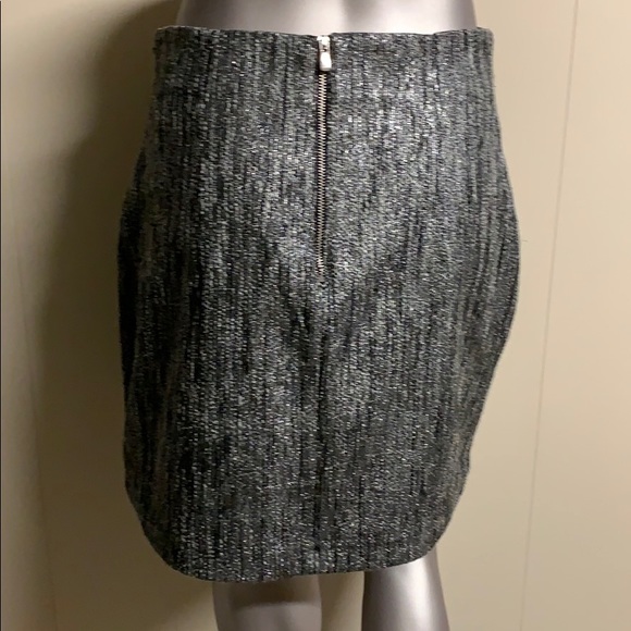 Skirt - Picture 2 of 3